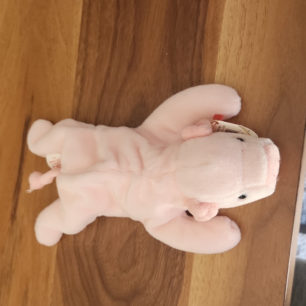 Beanie Baby "Squealer"